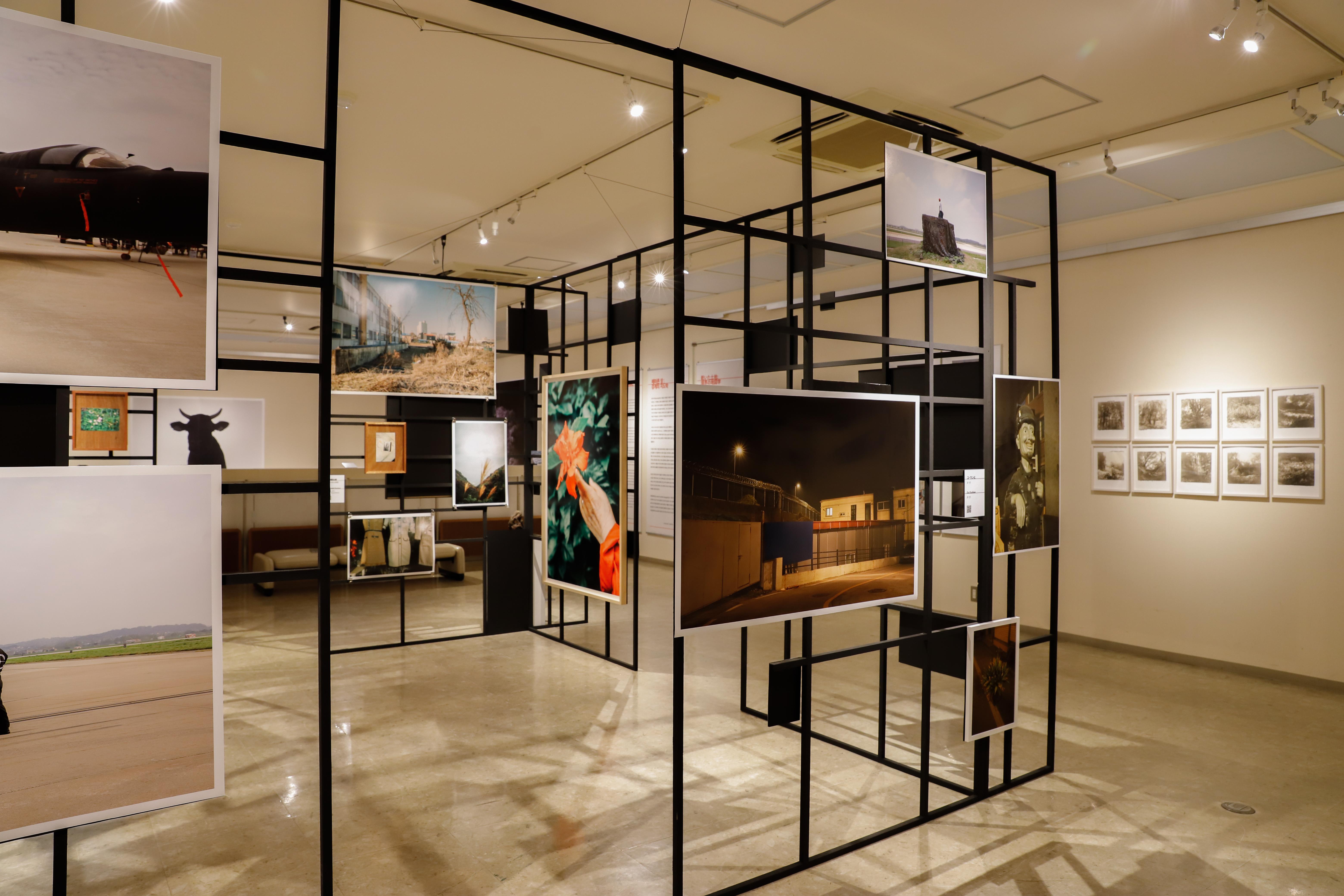 04. 전시장 전경.jpg 첨부 이미지